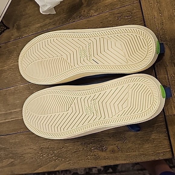 Cariuma OCA Low Shadow Blue Cancas Sneaker - Picture 2 of 11